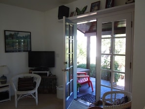TV