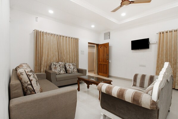 Lobby - OYO 37499 Saba Service Apartments (Hyderabad)