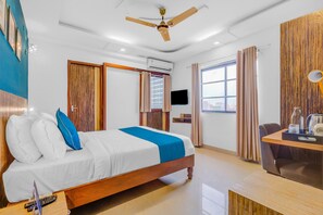 Standard Double Room | Free WiFi - Silverkey Executive Stays 36641 Sea View Inn (Chennai)