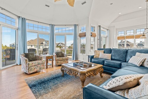 Belle Eire at Pine Island 8 Bedroom Oceanside Home