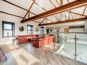 Interior - 5 bedroom accommodation in Bowness-on-Solway (Bowness-on-Solway)