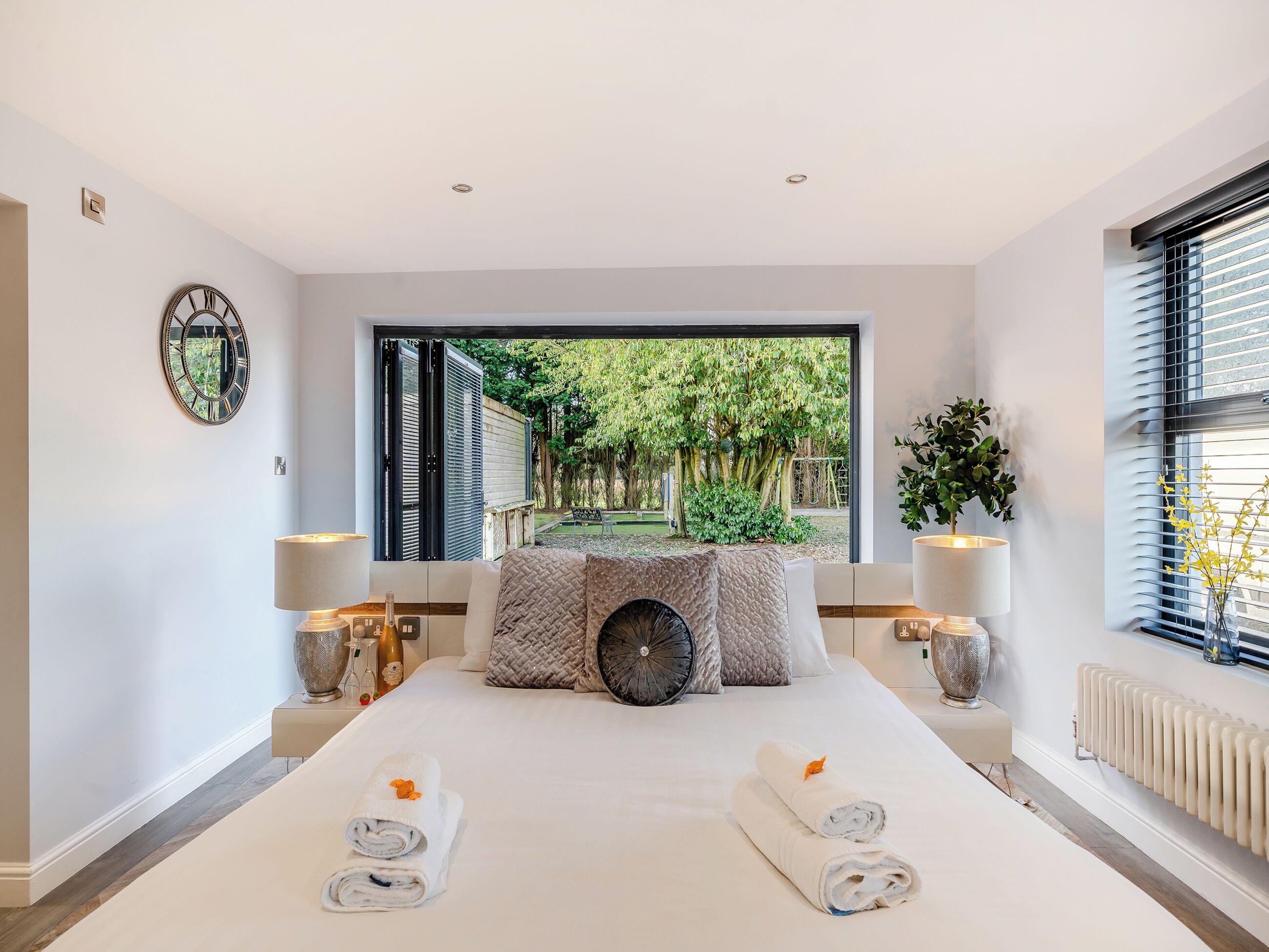 5 chambres, Wi-Fi gratuit, draps fournis