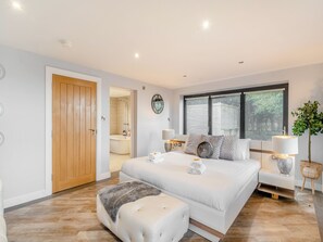 5 habitaciones, wifi gratis y ropa de cama 