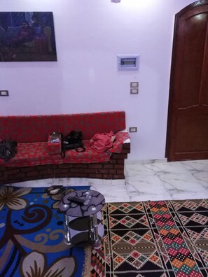 Apartment, 2 Schlafzimmer, Terrasse | Wohnbereich