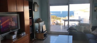 Falso ático  con vistas al mar y una gran terraza