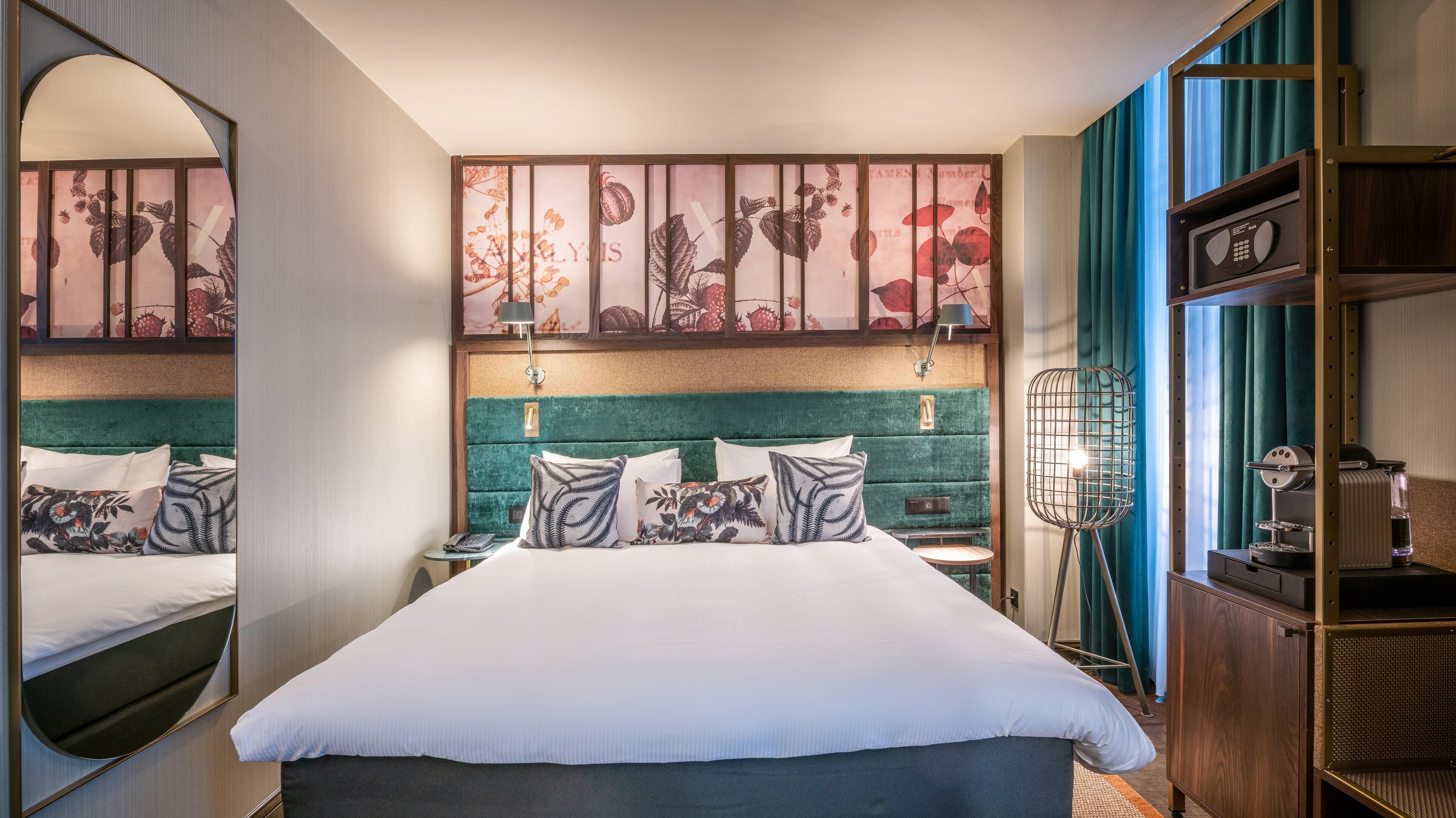 Premium bedding, minibar, in-room safe, desk