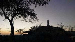تفاصيل الفندق من الخارج