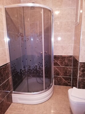 Regadera, regadera tipo lluvia, amenidades de baño gratuitas