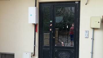 EntrĂ©e de lâhĂ©bergement