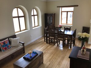 تناول الطعام