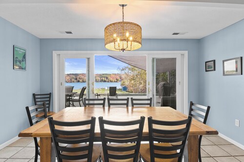 Pet friendly, waterfront, home on Lake Leelanau. Pontoon available for rent