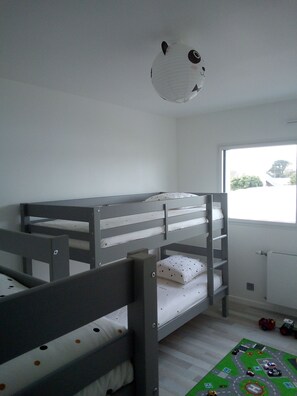 4 Schlafzimmer, Bügeleisen/Bügelbrett, WLAN, Bettwäsche