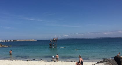 Villa Contemporaine tout confort au bord de mer avec piscine intérieure chauffée