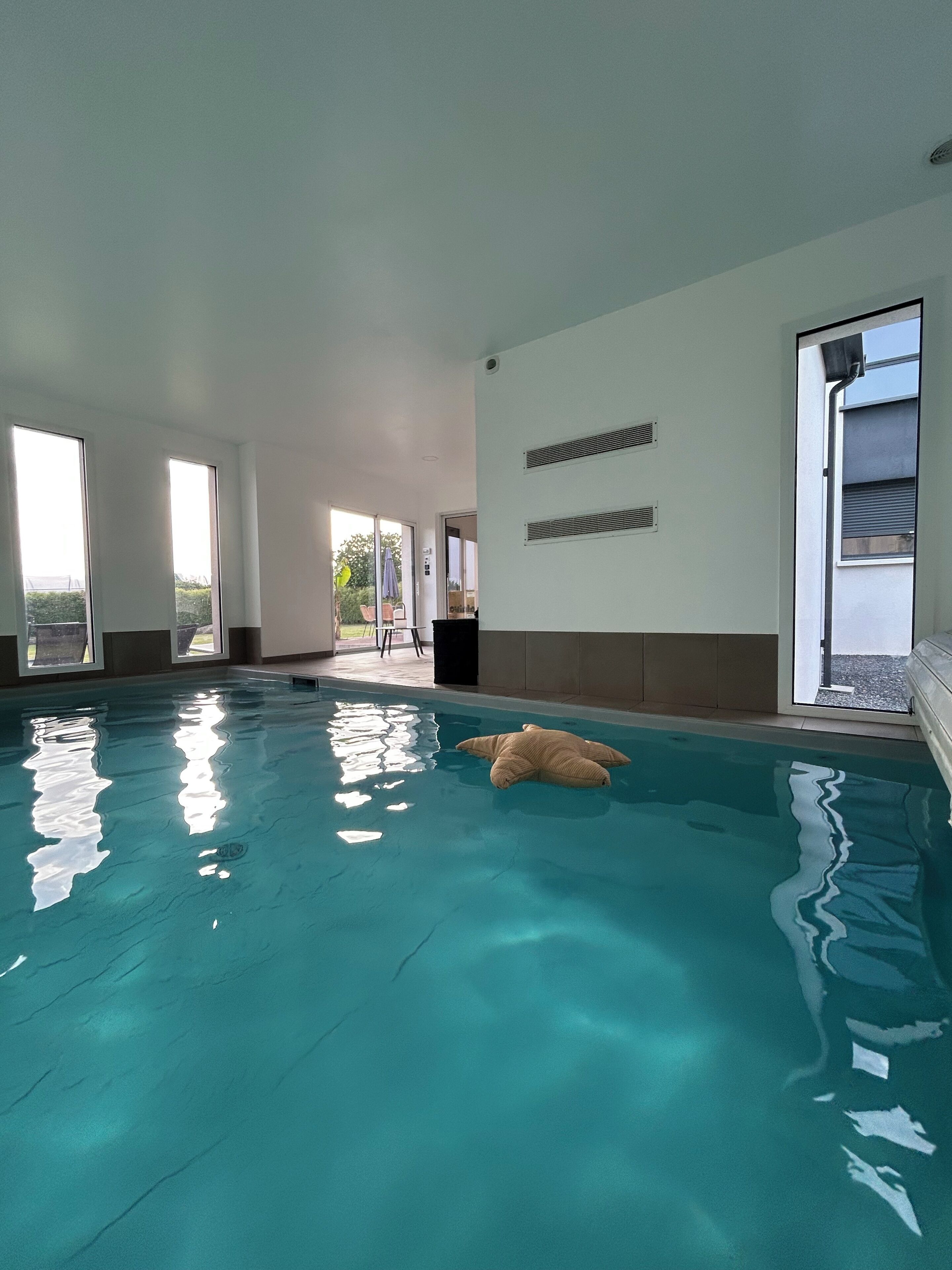 Piscine couverte, piscine chauffée
