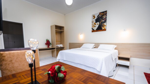Presidential Double Room | Desk, WiFi (free), bed sheets - Hotel Spa Paraiso (Cruzeiro do Sul)