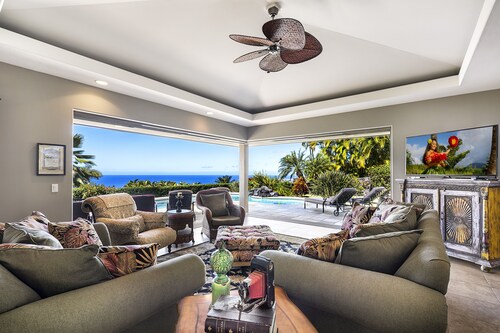 Hale Aikane: Gorgeous Oceanview Home w/Private Pool & Relaxing Garden Lanai