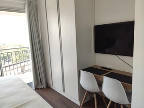 高档床上用品、遮光窗帘、熨斗/熨衣板、免费 WiFi