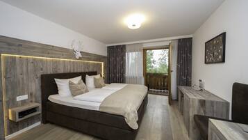 Comfort-Doppelzimmer | Allergikerbettwaren, Daunenbettdecken, Betten mit Memory-Foam-Matratzen