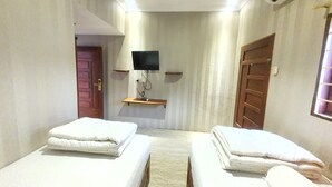 واي فاي مجانًا وملاءات أسرّة