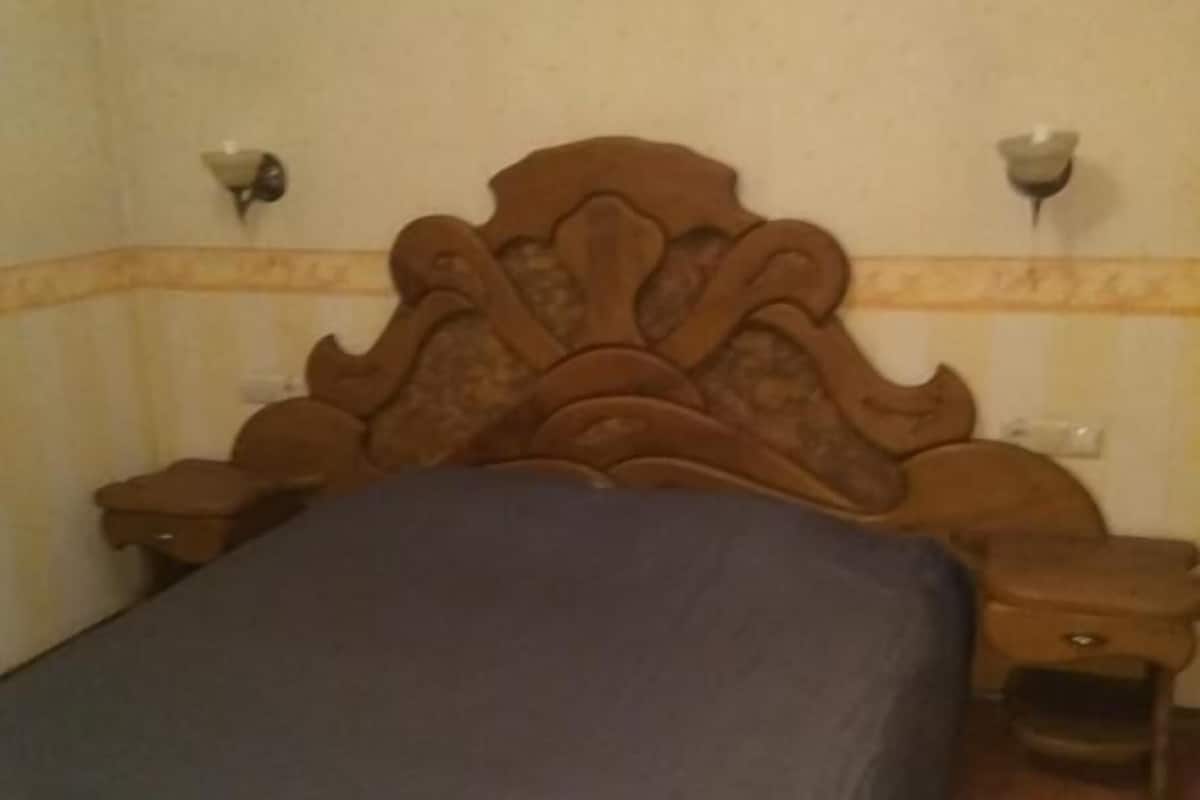 Caja de seguridad en la habitación y cortinas blackout 