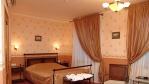 Interior detail - Jolki Palki (Kremenchuk)