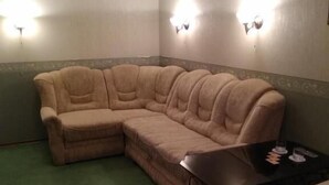 Suite | In-room safe, blackout drapes, iron/ironing board (on request) - Jolki Palki (Kremenchuk)
