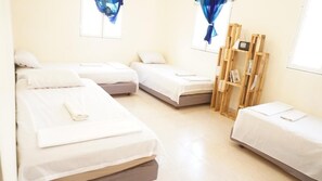 Fælles sovesal (Simbad The Sailor Man: 4 Single Beds) | Lydisolering, gratis Wi-Fi, sengetøj