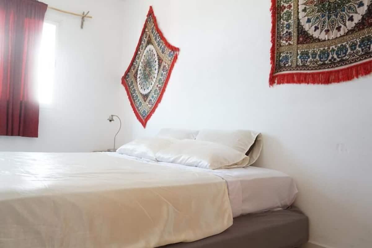 Double Room (Morgiana)
