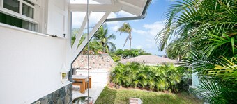 House 2 steps from Eden Rock (2 chambres)