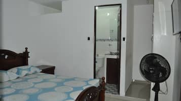 Family Townhome, 3 Bedrooms, 2 Bathrooms | 3 bedrooms, free WiFi