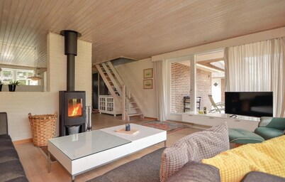 Amazing home in Blåvand with sauna