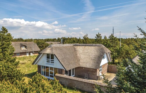 Amazing home in Blåvand with sauna