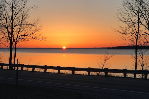 Sunrise at The Harbormaster 2021