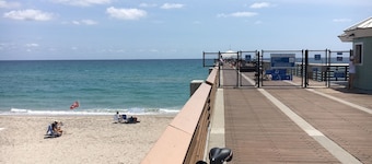 JupRent's - Coastal Paradise - 2Bed/2Bath - Close to All - Beach, Golf, Fishing