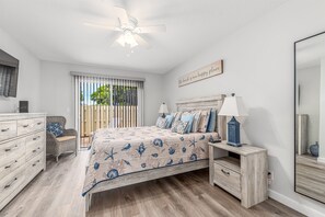 2 bedrooms, desk, iron/ironing board, travel cot