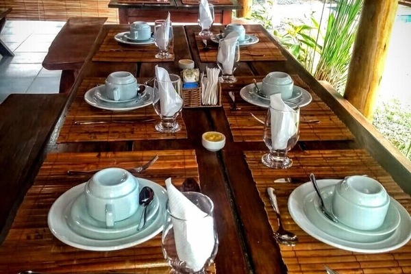 Free daily full breakfast