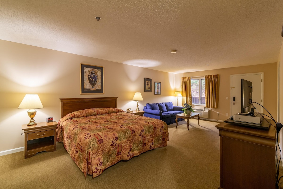 Individually decorated, individually furnished, bed sheets