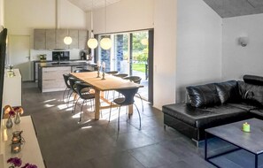 Smart TV, fireplace, table football, ping pong