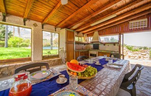 Dining - Awesome home in Trabia with WiFi (Trabia)