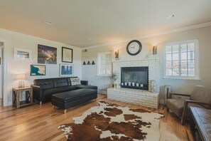 TV connectée, cheminée