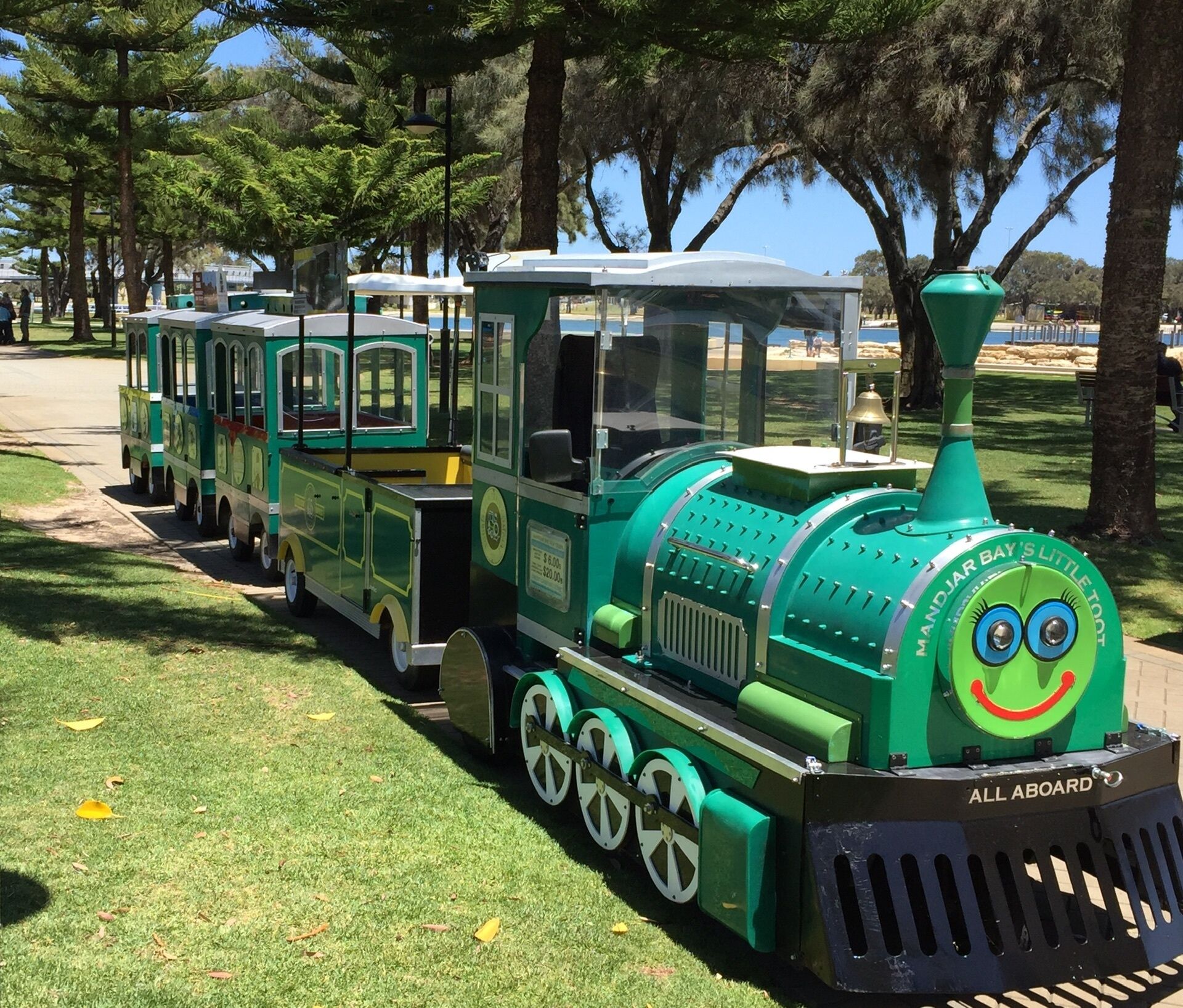 Meadow Springs - Modern & Stylish in Mandurah — image 7