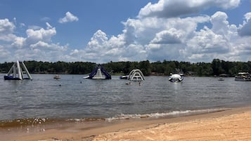 Solstolar och strandhanddukar