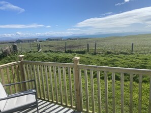 Property grounds - Amazing Sea Views, Close to Rhoscolyn Beach (Rhoscolyn)