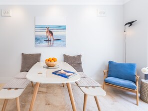 Dining - Charming Surry Hills House on Bourke (Surry Hills)
