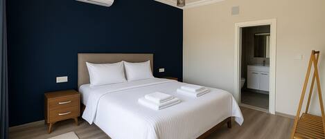 Elite Double Room | Bar mini, ruang kerja komputer riba, langsir/tirai gelap terus