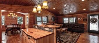 luxury log home mins from Lake George, w/ heated salt water pool!