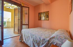 2 habitaciones, cuna de viaje y wifi gratis 