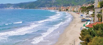 Gorgeous home in Imperia, Loc. Poggi