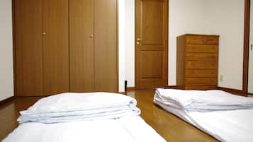 3 Bedrooms Villa | 3 bedrooms, down comforters, iron/ironing board, free WiFi