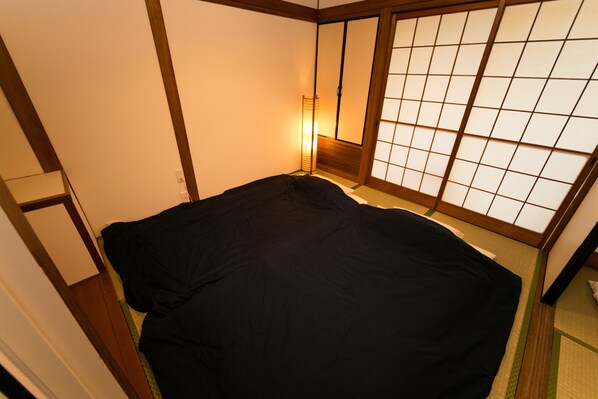 Casa (Awaji Holiday Inn Kariya) | 3 quartos, escrivaninha, ferros/tábuas de passar roupa
